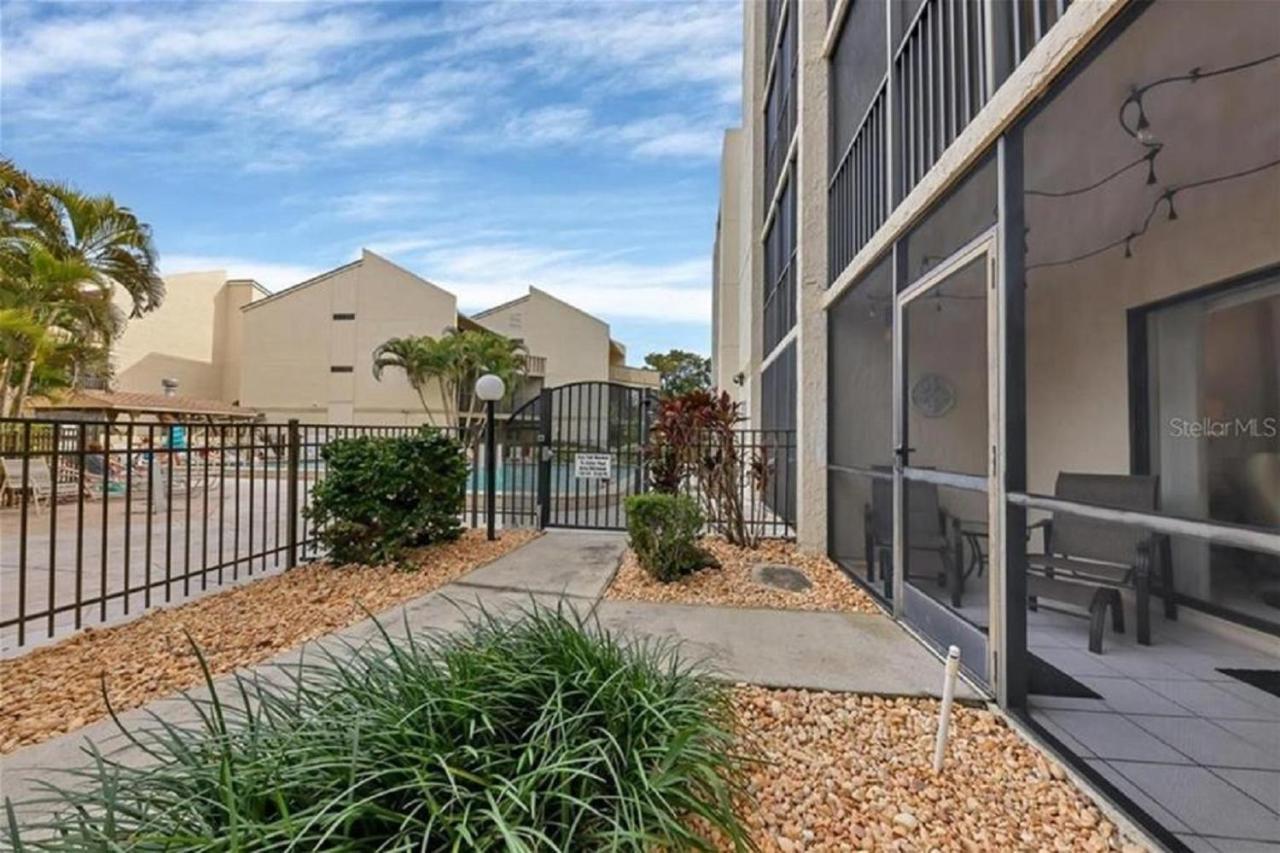 Siesta Key Escape Ground Floor Steps To Heated Pool And Free Trolleyアパートメント エクステリア 写真