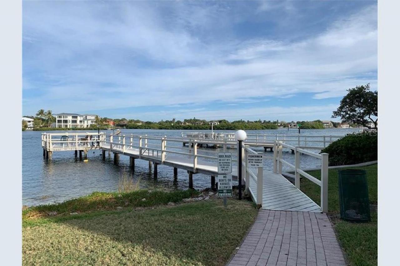 Siesta Key Escape Ground Floor Steps To Heated Pool And Free Trolleyアパートメント エクステリア 写真
